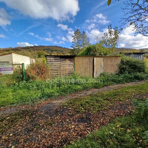 ENSEMBLE DE PETITS BATIS A VENDRE SUR TERRAIN A BATIR