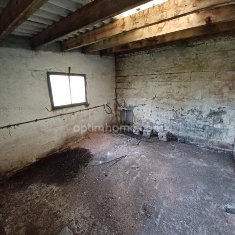 ENSEMBLE DE PETITS BATIS A VENDRE SUR TERRAIN A BATIR