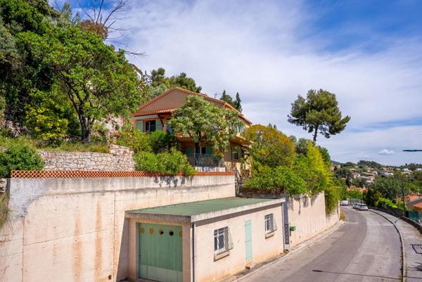 Maison à vendre à Garde (83130)