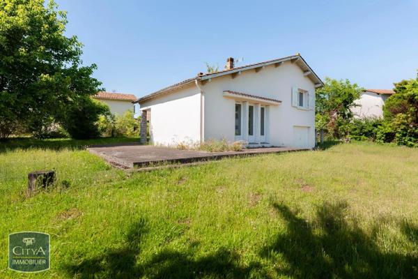 Maison à vendre 4 pièces 78m² Saint-Pierre-du-Mont (40280)