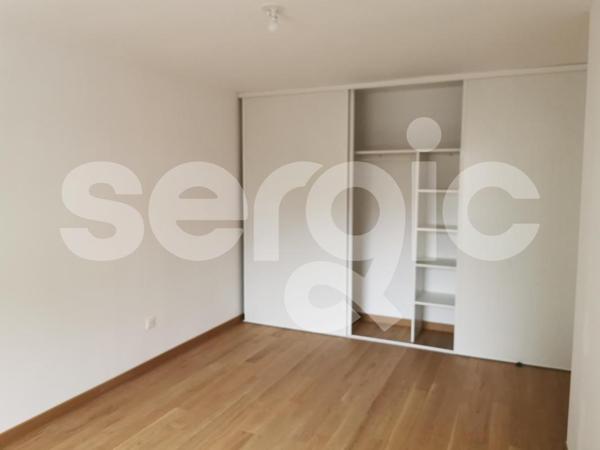 Location 4 Pieces 95 59650 Villeneuve D Ascq 14 0798 03 0216