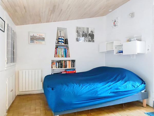 Maison 3 pièces à vendre à La Chaume avec cour accès vélo à 500 mètres des quais