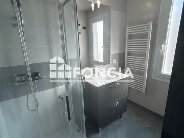 Location Maison 6 pièces 107 m² - 62 AVENUE BELLE CHAUMIERE Mont De Marsan 40000