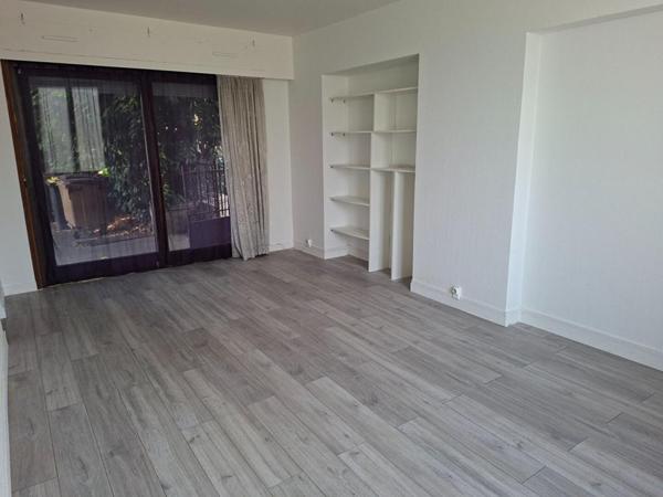 HARDRICOURT - APPARTEMENT 2 PIÈCES 43 M²