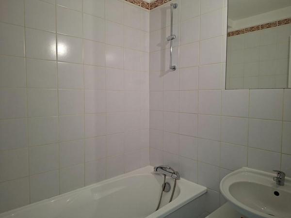 HARDRICOURT - APPARTEMENT 2 PIÈCES 43 M²