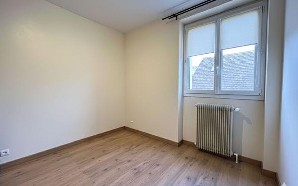 Appartement à vendre    4 pièces • 65,78 m2 Mennecy