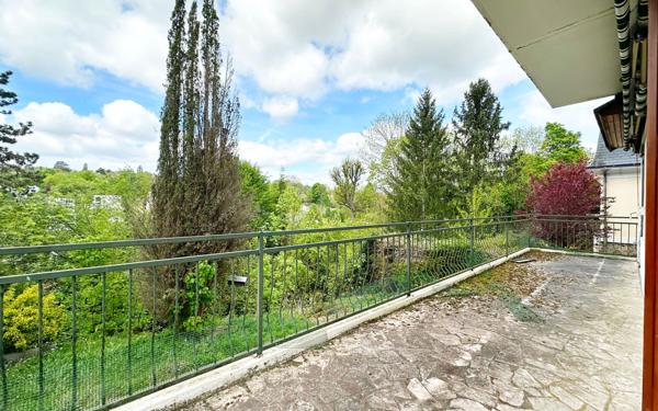 Maison à vendre    8 pièces • 157 m2 Le Pecq