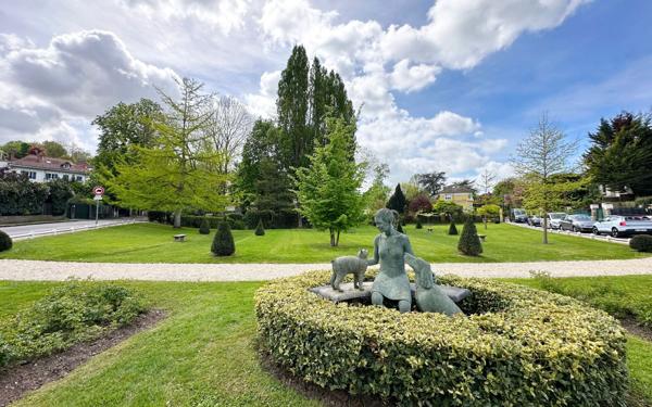 Maison à vendre    8 pièces • 157 m2 Le Pecq