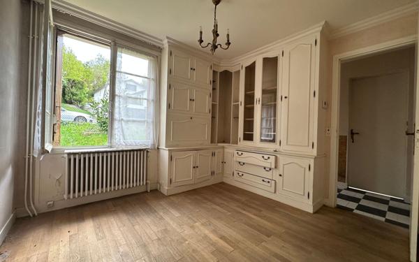 Maison à vendre    8 pièces • 157 m2 Le Pecq