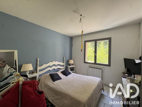 Maison à vendre 4 pièces 95 m² Saint-Julien-les-Rosiers