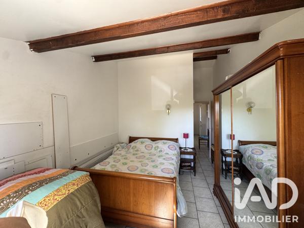 Maison à vendre 4 pièces 95 m² Saint-Julien-les-Rosiers