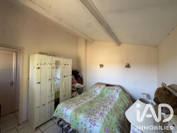 Maison à vendre 4 pièces 95 m² Saint-Julien-les-Rosiers