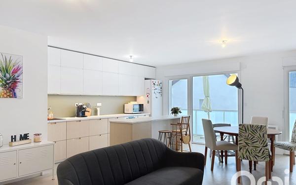 Appartement à vendre    4 pièces •  Crach