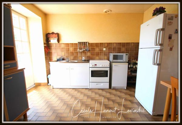 Le Mont-Saint-Michel (50170) BAIE DU MONT-SAINT-MICHEL - Propriété en pierre 160 m² sur terrain 1.030 m² avec dépendances.