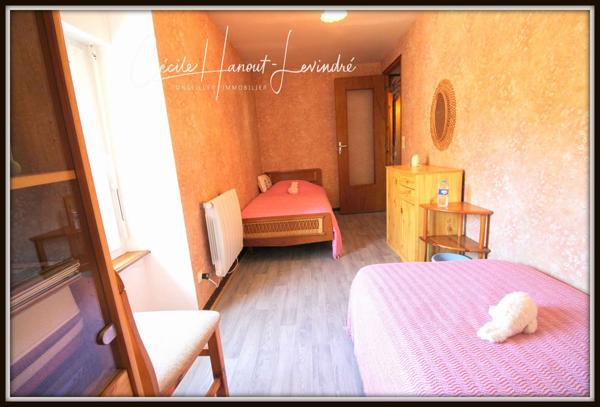 Le Mont-Saint-Michel (50170) BAIE DU MONT-SAINT-MICHEL - Propriété en pierre 160 m² sur terrain 1.030 m² avec dépendances.