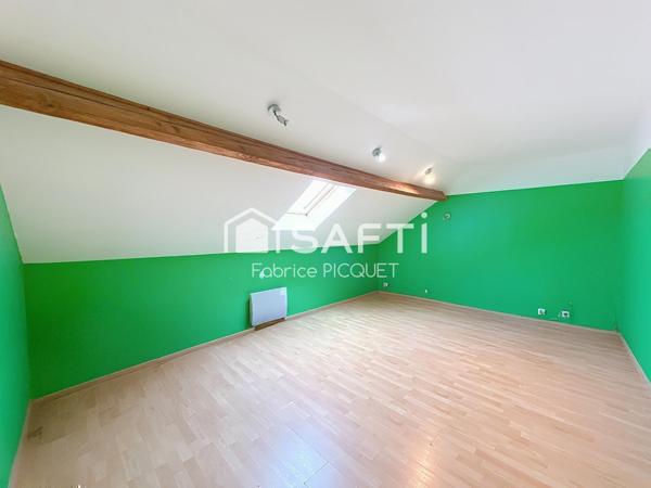 Maison semi individuelle à Raismes– Parcelle de 400 m²- véranda-  4 chambres