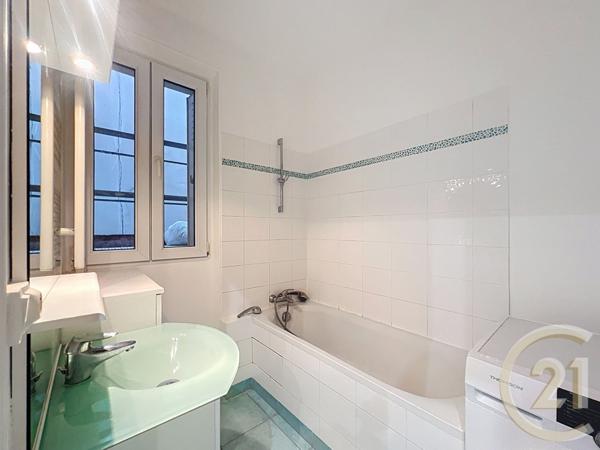 Appartement F2 à vendre  2 pièces - 39,64 m2 PARIS - 75015