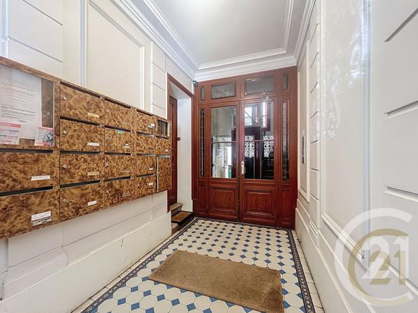 Appartement F2 à vendre  2 pièces - 39,64 m2 PARIS - 75015