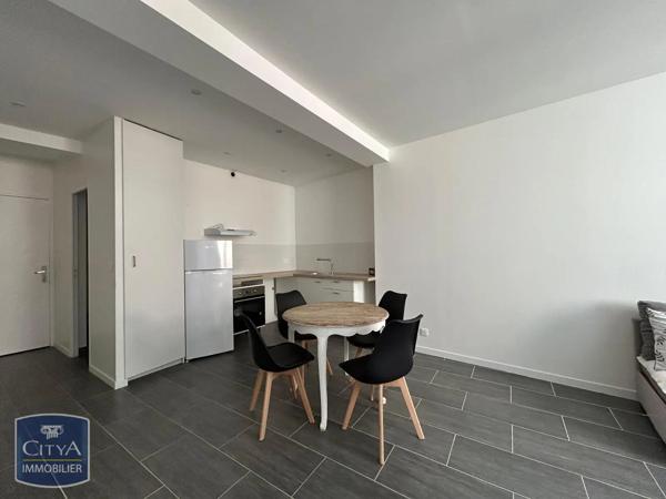Appartement à louer 3 pièces 54.15m² Monclar-de-Quercy (82230)