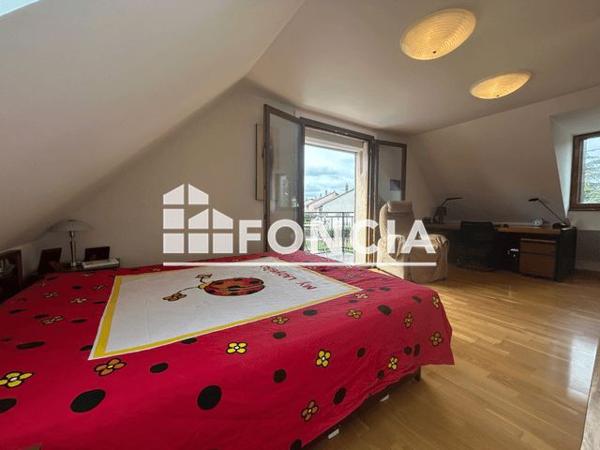 Location Maison 5 pièces 111 m² - 36 AVENUE DE BOUVET Saint Germain En Laye 78112