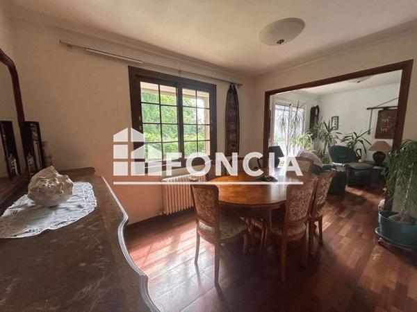 Location Maison 5 pièces 111 m² - 36 AVENUE DE BOUVET Saint Germain En Laye 78112