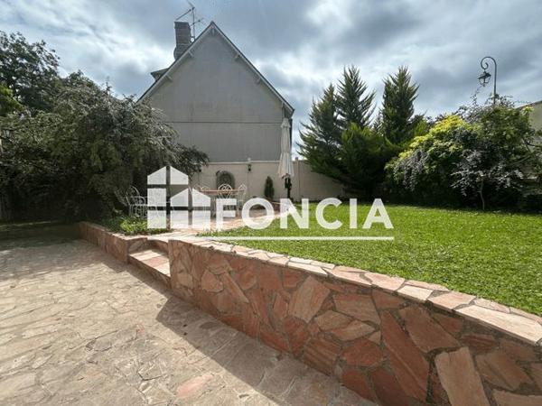 Location Maison 5 pièces 111 m² - 36 AVENUE DE BOUVET Saint Germain En Laye 78112