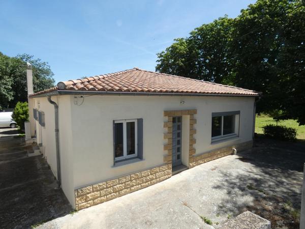 Villa 130m² + dépendance de 48m² pour revenu locatif l'ensemble sur terrain de 2434m²