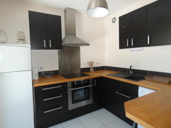 Villa 130m² + dépendance de 48m² pour revenu locatif l'ensemble sur terrain de 2434m²