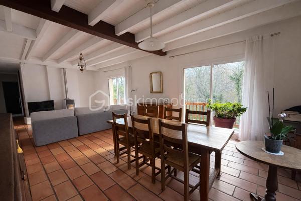 Maison de 183 m²