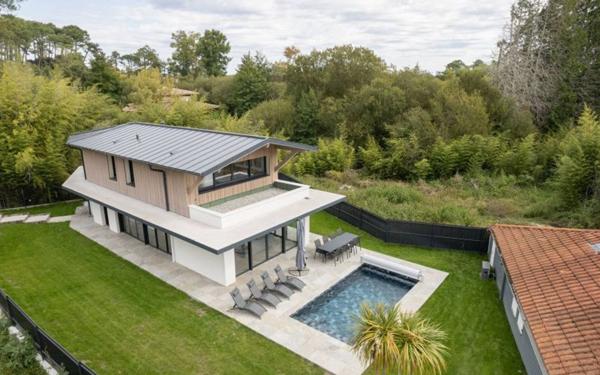 Maison à vendre    5 pièces •  Seignosse