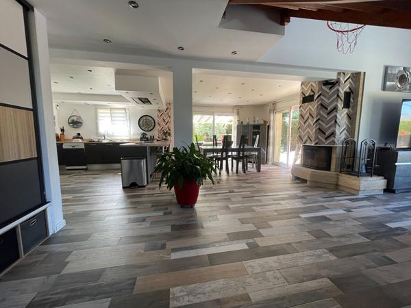 Maison à vendre à Ploeren 143 m² 4 chambres piscine garage carport et annexe
