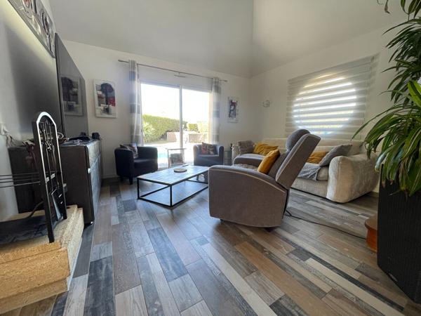 Maison à vendre à Ploeren 143 m² 4 chambres piscine garage carport et annexe