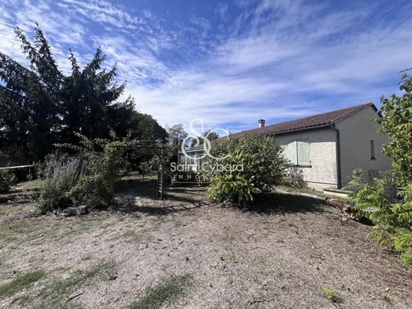 Maison à vendre à Claix – 6 pièces, 3 chambres, grand terrain