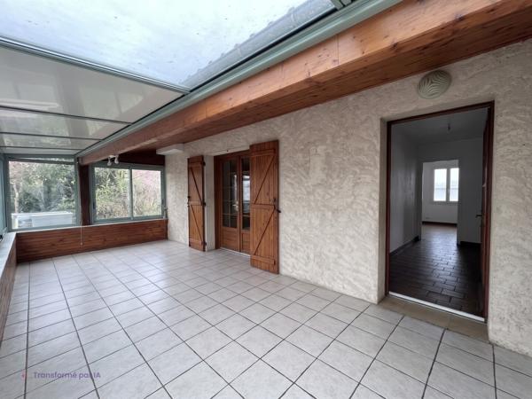 Maison à vendre à Claix – 6 pièces, 3 chambres, grand terrain