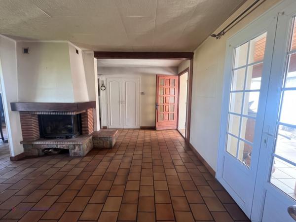 Maison à vendre à Claix – 6 pièces, 3 chambres, grand terrain