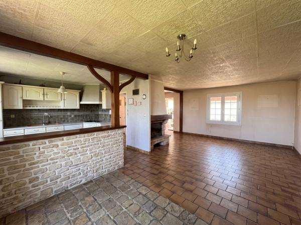 Maison à vendre à Claix – 6 pièces, 3 chambres, grand terrain