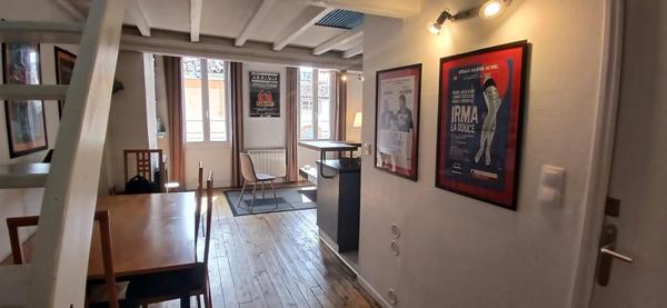 Toulouse – Quartier Carmes / Ozenne – Dernier étage avec grand cellier / cave en RDC