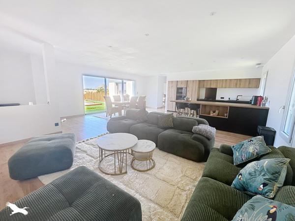 Maison à vendre 534 500 € Monbrun 6 p 175 m² DPE A