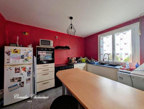 Charmant foyer cantalien à finir de rénover