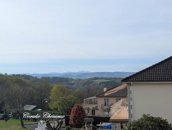 Charmant foyer cantalien à finir de rénover