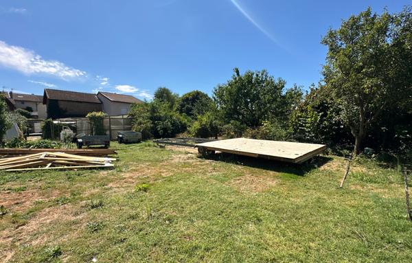 TENEMENT IMMOBILIER AVEC TERRAIN A BATIR - HOSTUN