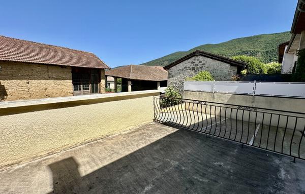 TENEMENT IMMOBILIER AVEC TERRAIN A BATIR - HOSTUN