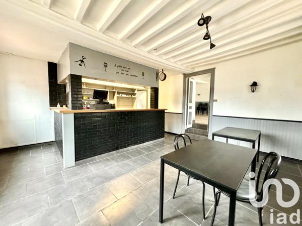 Maison de village 6 pièces de 163 m² à Saint-Vérain (58310)