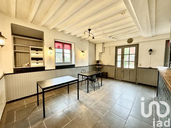 Maison de village 6 pièces de 163 m² à Saint-Vérain (58310)