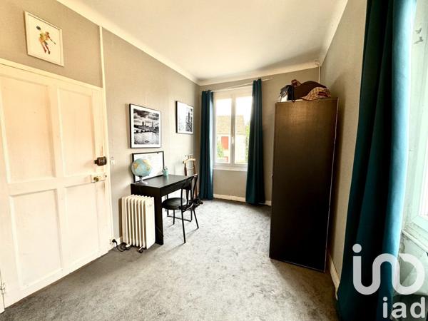 Maison de village 6 pièces de 163 m² à Saint-Vérain (58310)