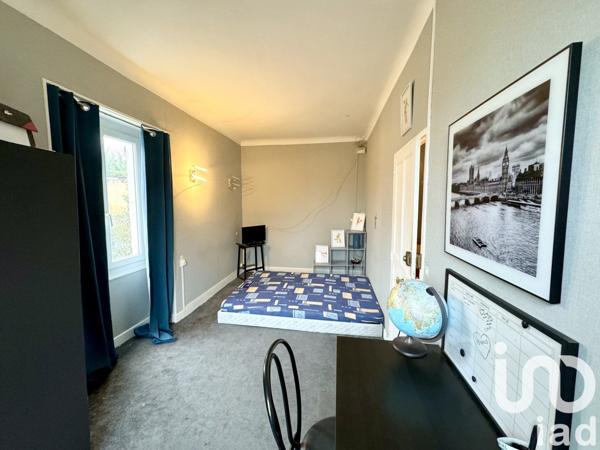 Maison de village 6 pièces de 163 m² à Saint-Vérain (58310)