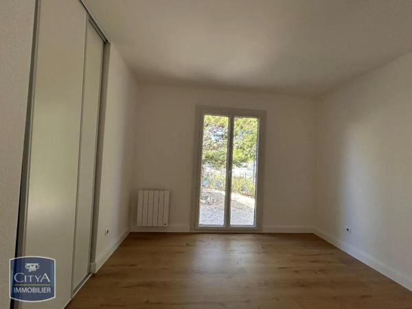 Appartement à louer 3 pièces 72m² Villeneuve-lès-Avignon (30400)