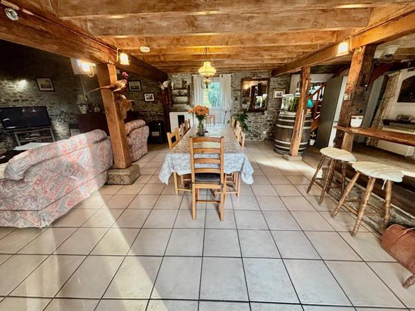 Maison à TIREPIED SUR SEE, 50300 - 15 pièces 317m²