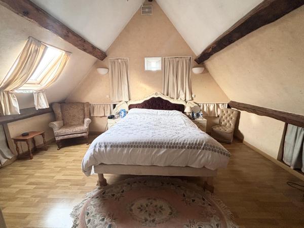 Maison à TIREPIED SUR SEE, 50300 - 15 pièces 317m²