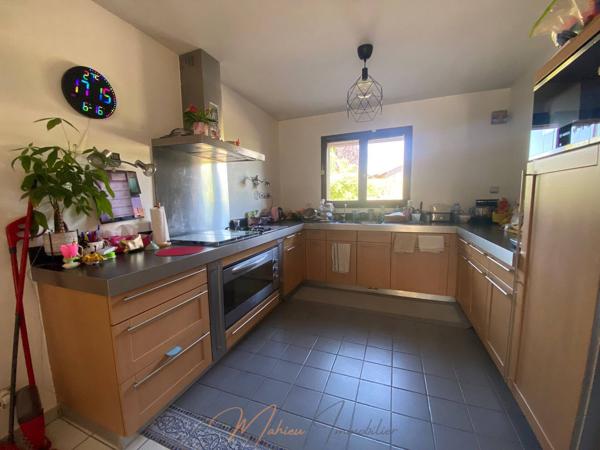 Maison - 5 pièces - Cessy